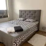 Modern One Bedroom Nearby Airport فانتا